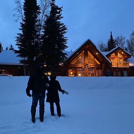 Lakefront Luxury Log Home With Spa & Aurora Views North Pole Eksteriør bilde