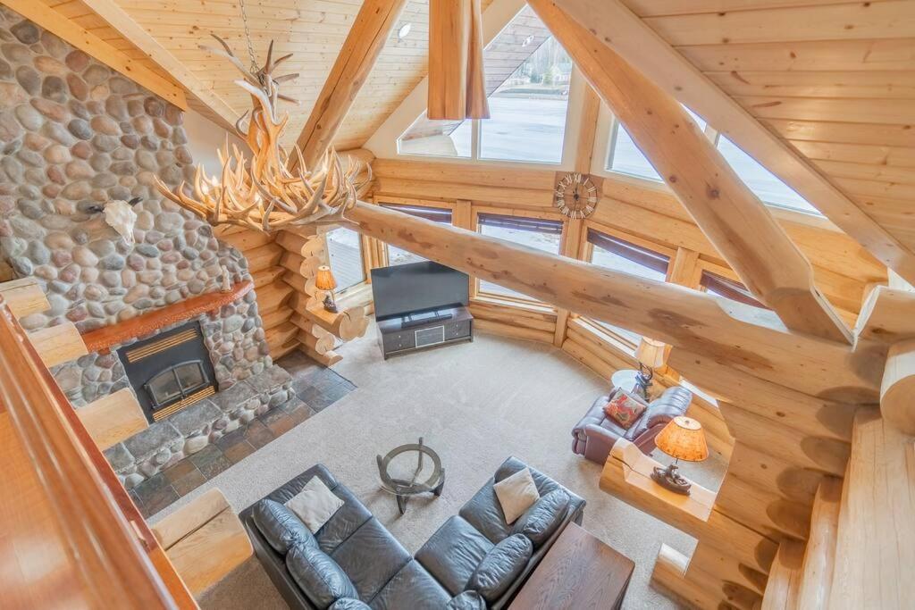 Lakefront Luxury Log Home With Spa & Aurora Views North Pole Eksteriør bilde