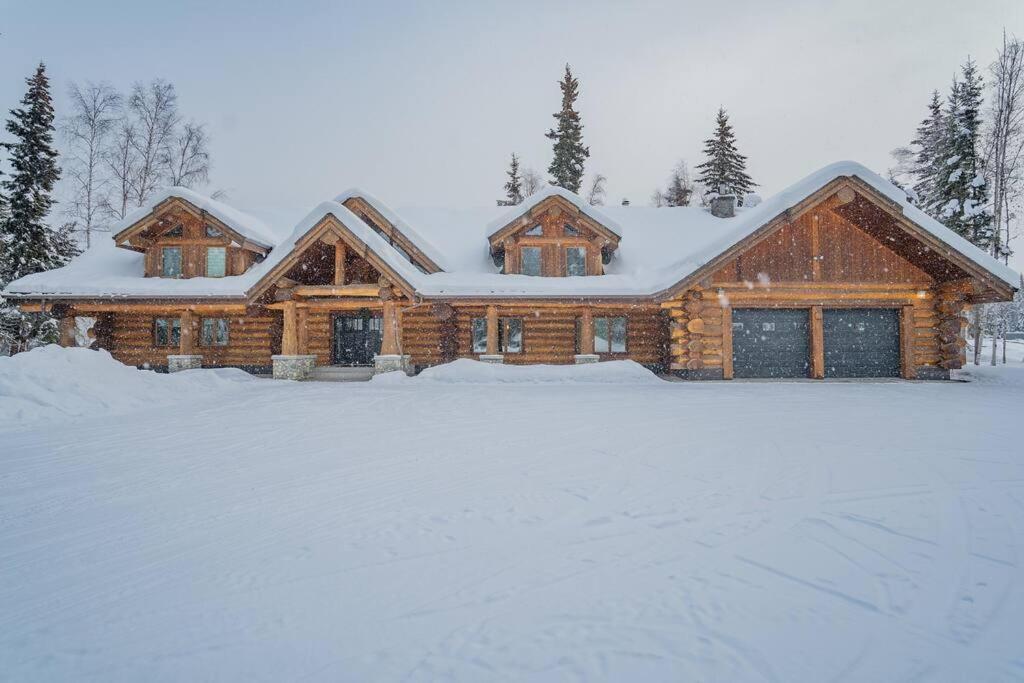 Lakefront Luxury Log Home With Spa & Aurora Views North Pole Eksteriør bilde